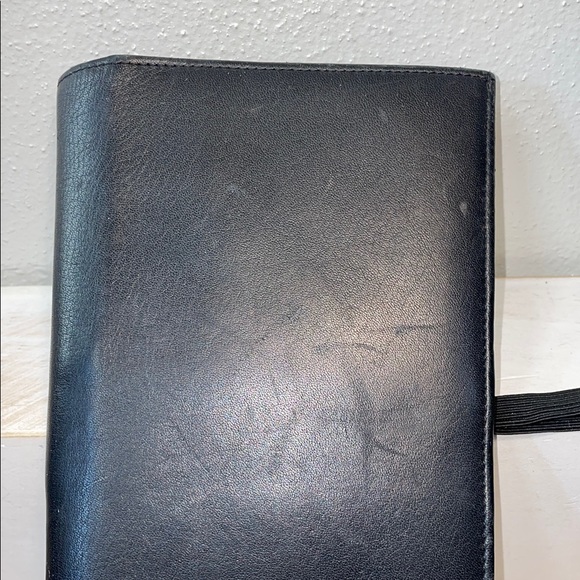 HOBO Black Leather Passport Multi Card Wallet Executive Elastic Close ID Pockets - Picture 4 of 15